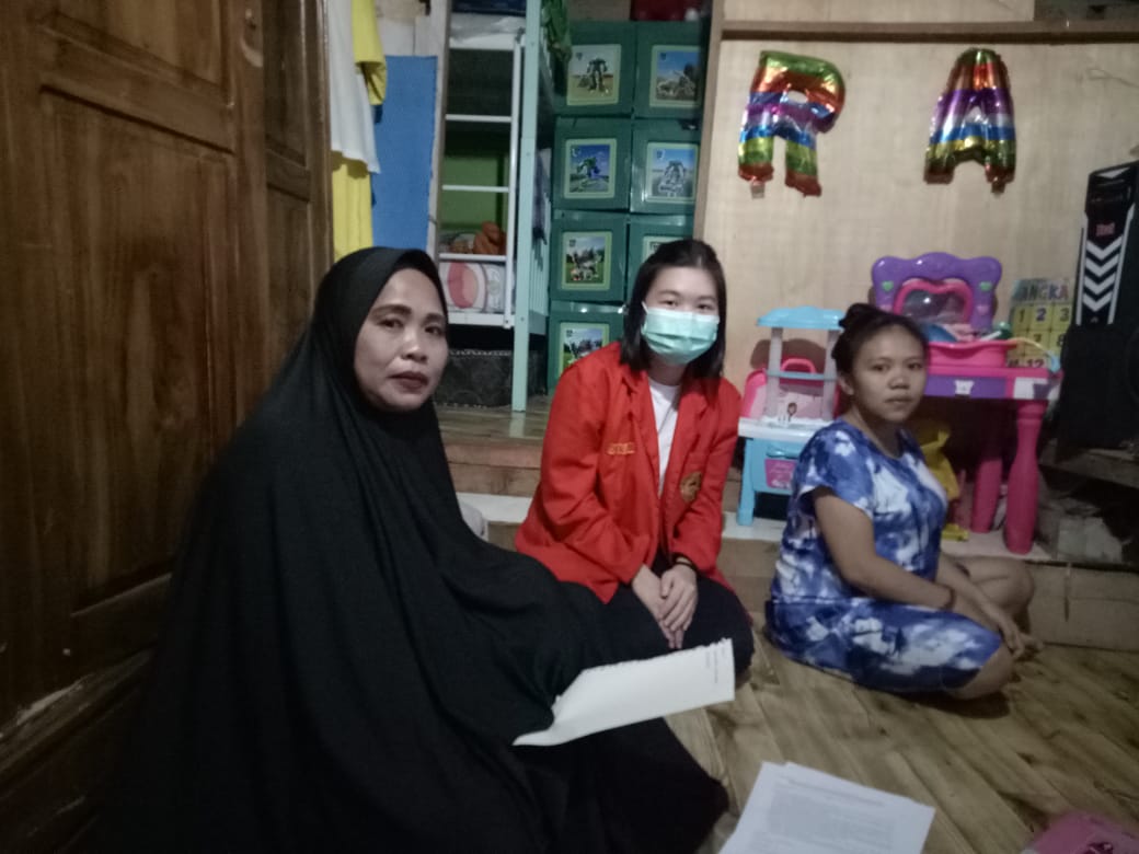 Kunjungan Pertama : Bertemu dengan Ibu Riska